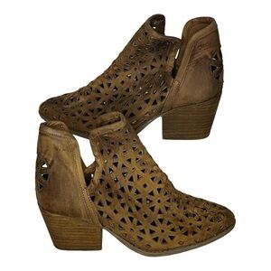 Musse & Cloud Athena Tan Leather Cutout Laser Cut Booties Size 7